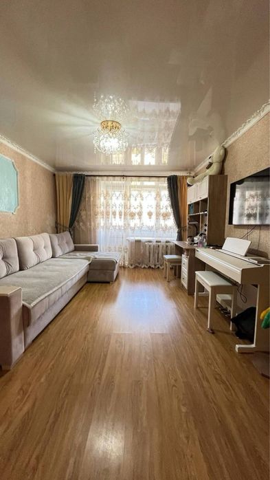Продается 3 комнатная квартира