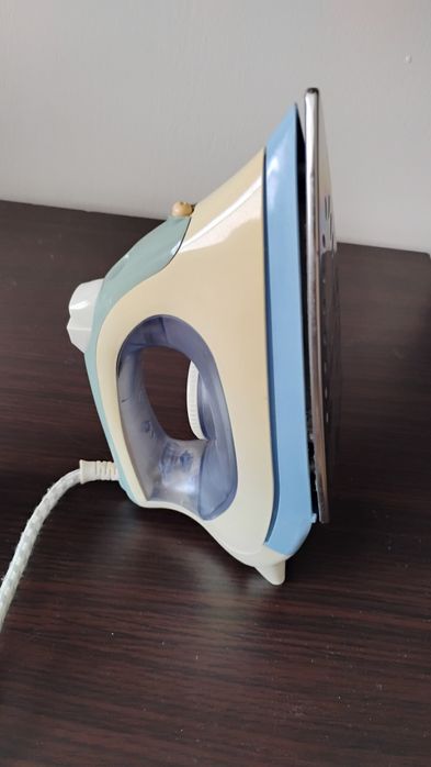 Ютия   лека компактна -дори за пътуване е подходяща.