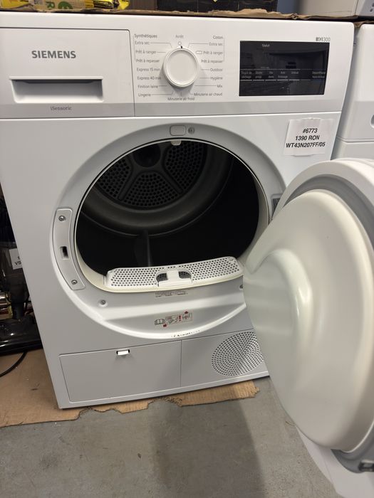 Uscător de rufe cu condensare Siemens WT43N207FF