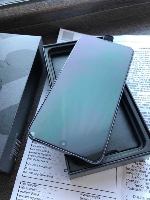 Samsung S22i in cutie Nou 128 GB 8 GB RAN 5G Liber Poze