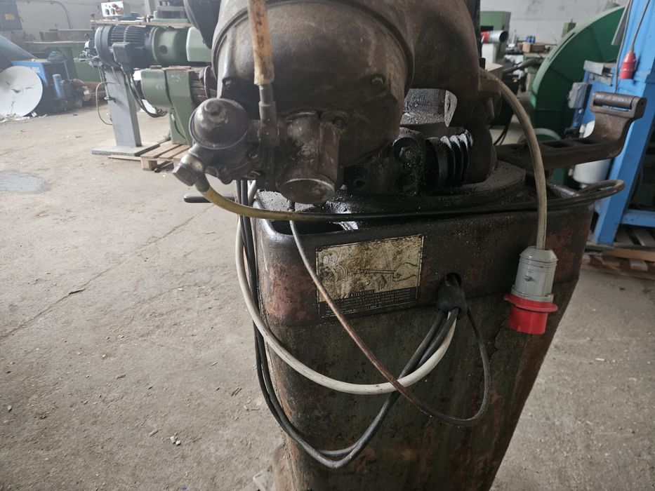 пендула за метал