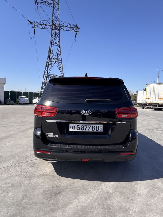 Kia Grand Carnival 2020 Benzin