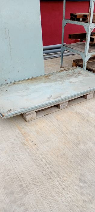 Panou tablă (ușa tablă)