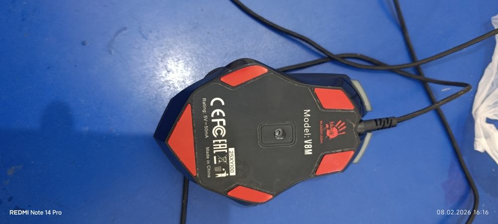 Bloody v8m в отличном состоянии