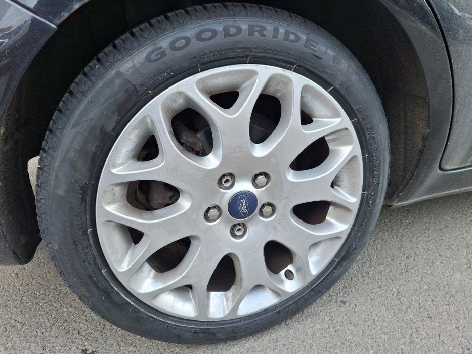Vand FORD FOCUS 2   Style Hatchback