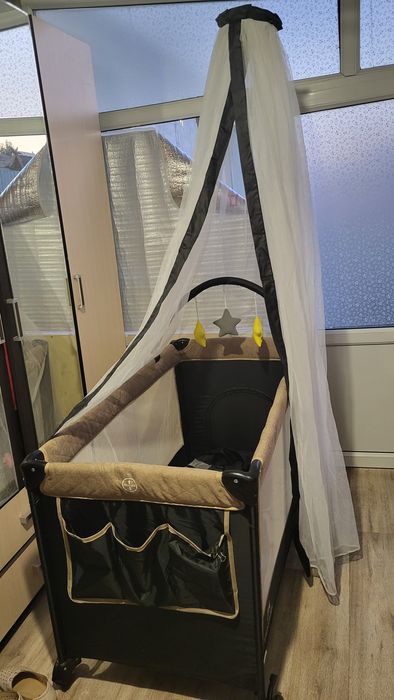 Кроватка 15 тыс, шезлонг 10 тыс
