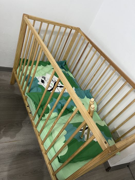 Patut de lemn + accesorii
