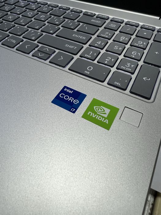 Laptop HP 15.6 FullHD IPS-i7-1355U 24 Gb Ram, 512 SSD NVidia MX570A