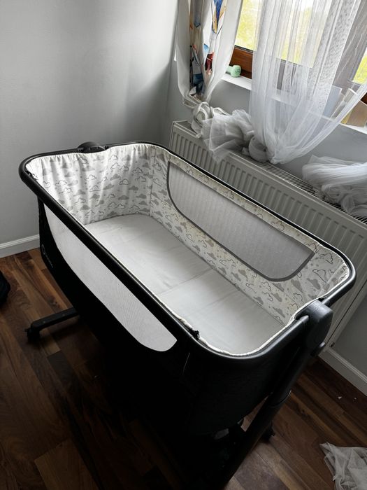 Patut cosleeper pentru bebelusi