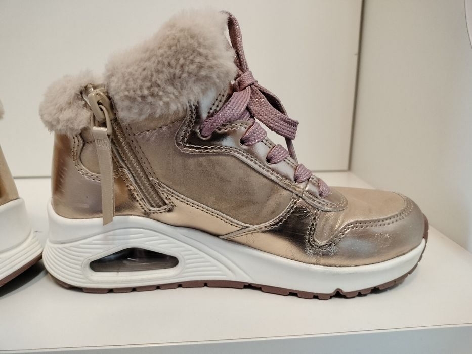 Ghete fetițe Sketchers mărimea 29