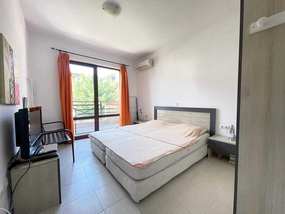 Продава се Тристаен апартамент в Черноморец - 98 кв.м за 880 €/кв.м - Снимка #5