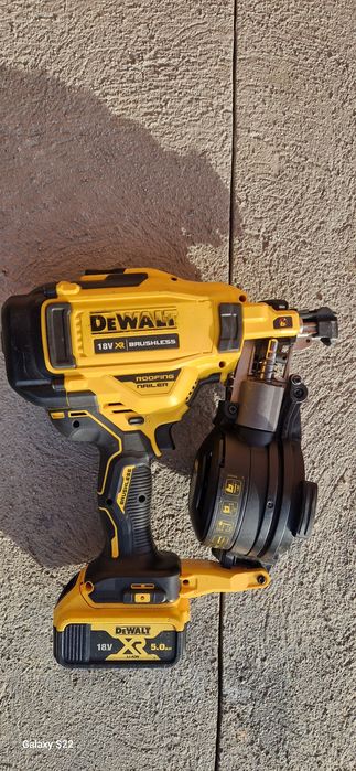 Dewalt pistol de cuie pentru sindrila