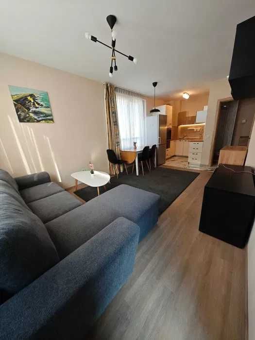 Двустаен ап. под наем в кв. Малинова долина