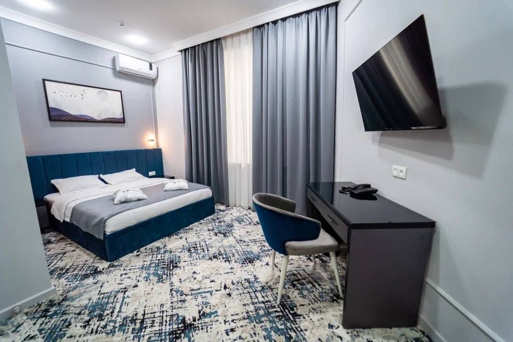 Отель без загса/Mexmonxona zagssiz/Hostel