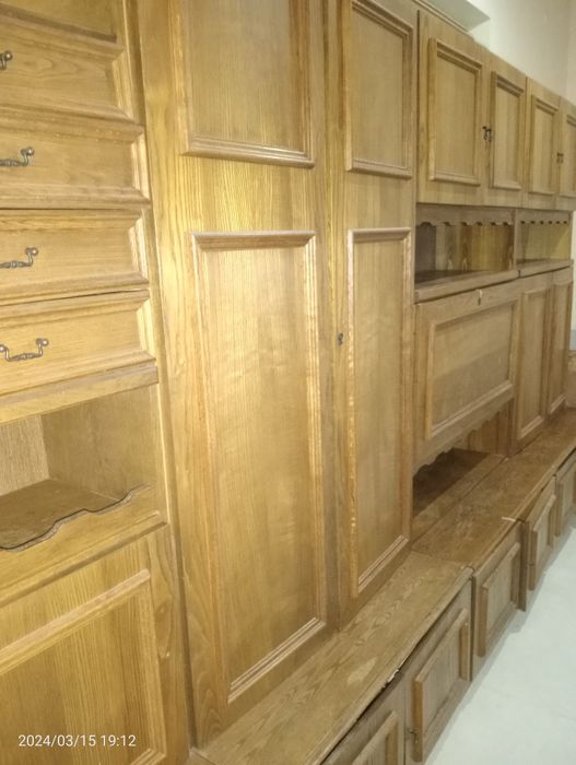 Продается стенка б.у. и многое другое