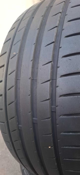 2бр. 225/40/18 Ceat 6.8mm грайфер, дот 22г. Безплатен монтаж