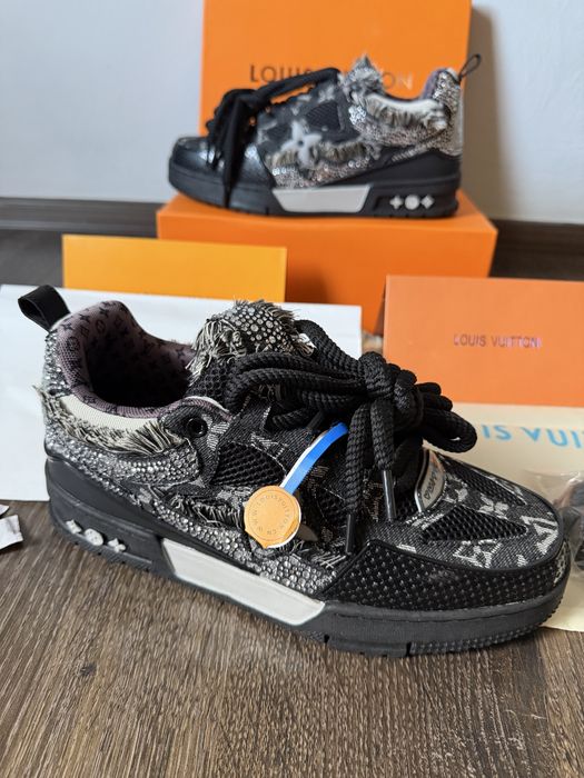 Louis Vuitton skate Swarovski