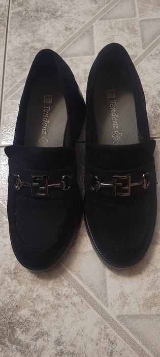 Черни дамски обувки