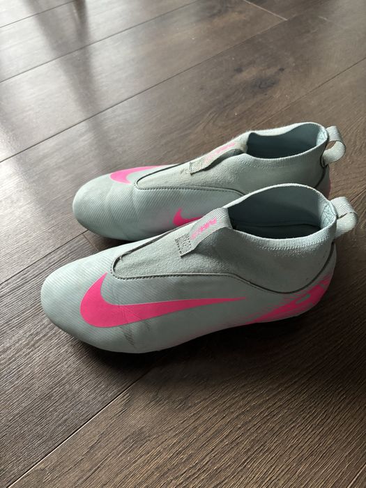 Vand adidasi Nike Mercurial Zoom cu crampoane fotbal copii