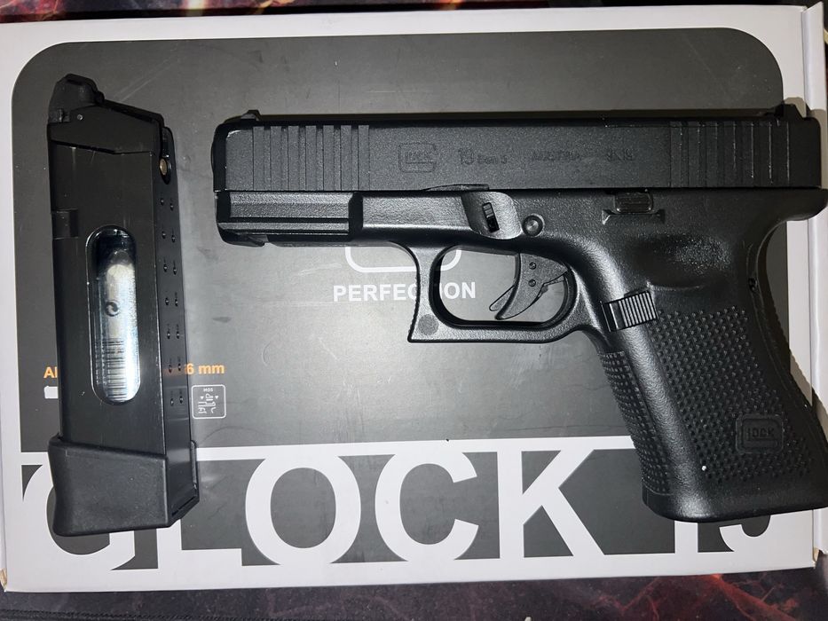 Еърсофт Airsoft Glock 18 Tuned 4J