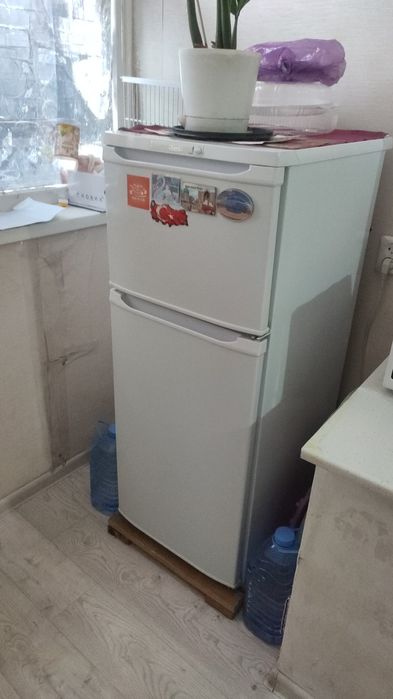 Продам холодильник бирюса
