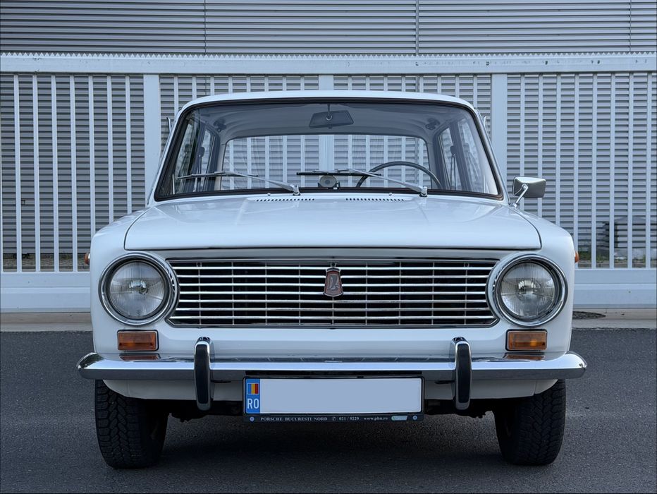 LADA 110 1978 — imagine 3