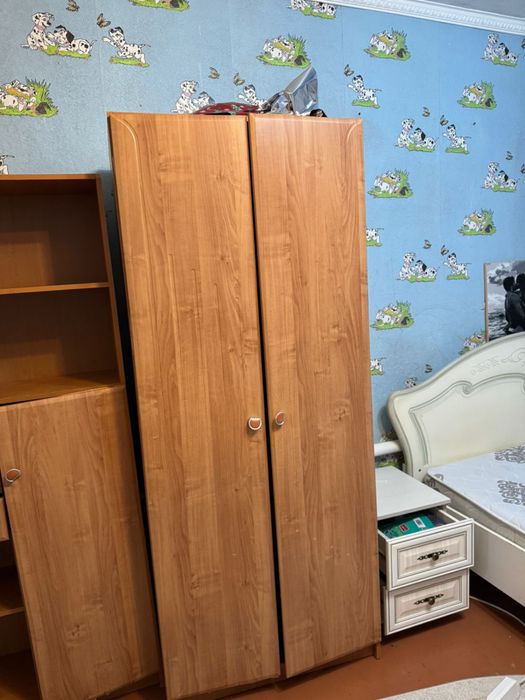 Шкаф срочно б/у.