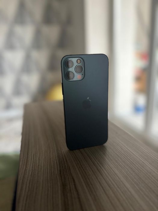 IPHONE.           12 pro