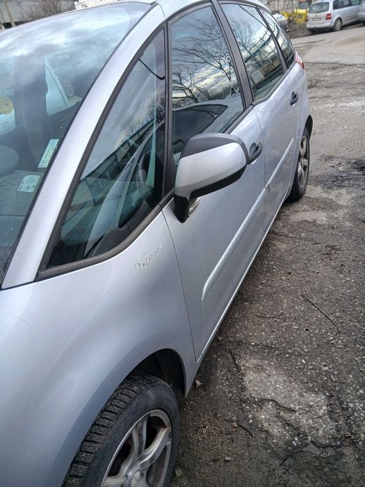 Ситроен ц 4 пикасо на части