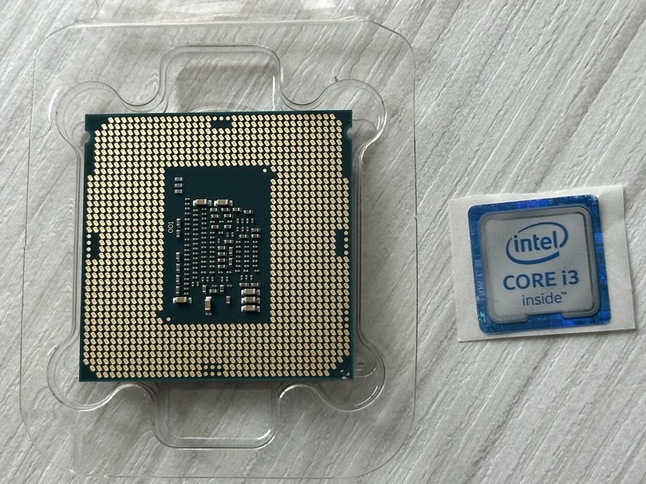 Vand procesor intel i3-6100, cu sticker!
