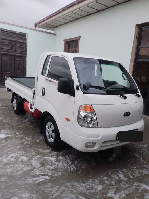 Киа бонго 2011 йил