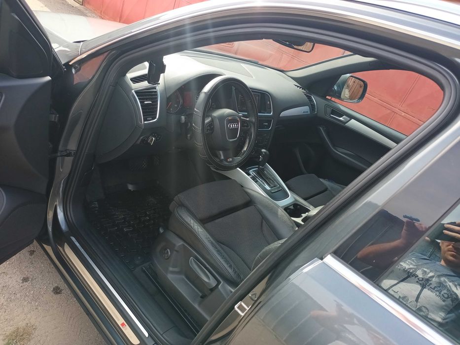 Audi Q5 S line Quattro 2.0 TDI S-Tronic