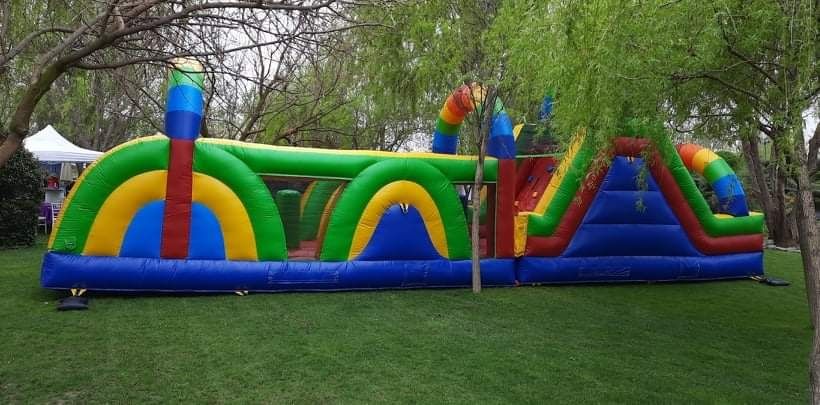 Надуваем батут, надуваема пързалка, надуваем замък под наем
