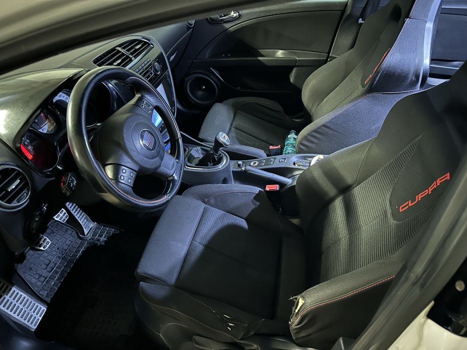 SEAT Leon 2008 — imagine 3