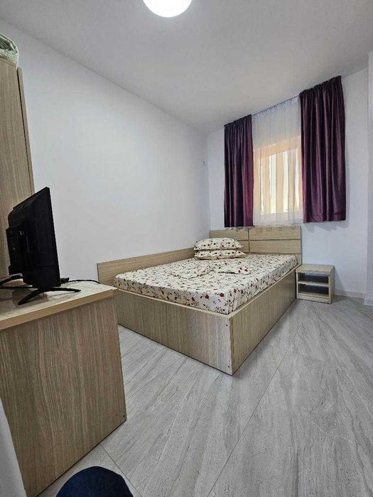 Cazare.   Beach,  Please!