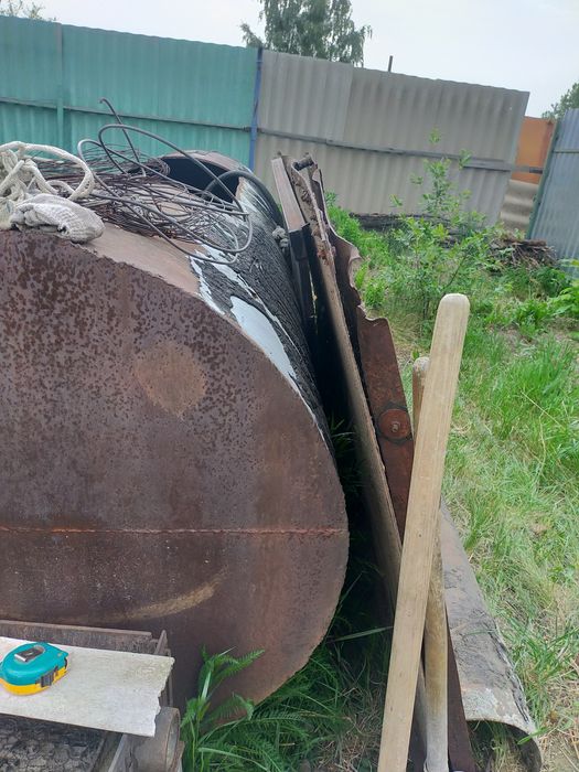 Продам емкость сталь