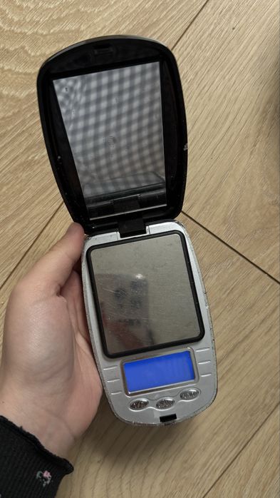 Продам Ювелирные весы
