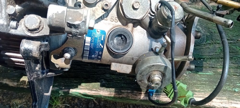 Нафтова помпа за Волво