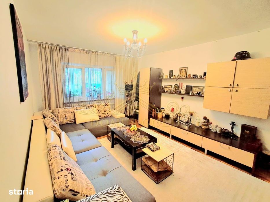 Oferim spre vinzare apartament 3 camere la parter in  Marasti.