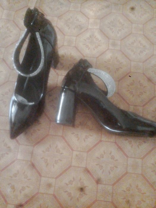 Туфли лакированные