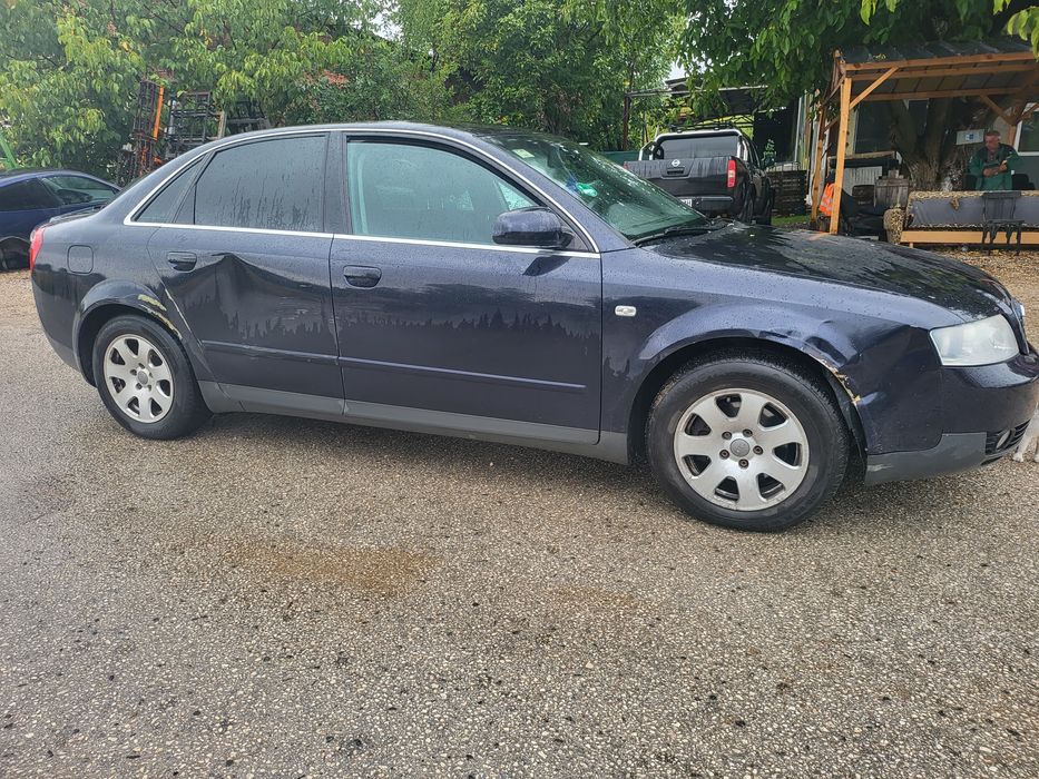 Ауди а4 2.0 бензин 131к.с  НА ЧАСТИ