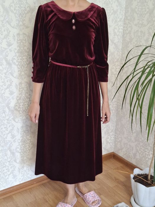 Продаю платья и брюки