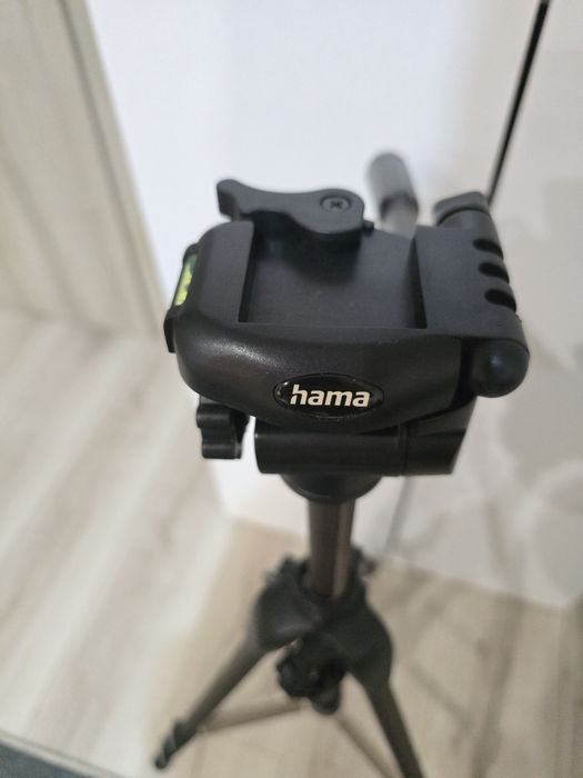 2 бр. Стативи Hama Star 61 с оригинални чанти