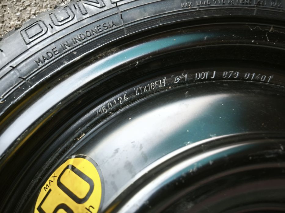 15" и 16" оригинални патерици за Toyota Yaris...