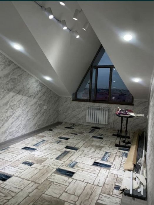 Двухкомнатная квартира мансарда ,сергели янгихает , евроремонт