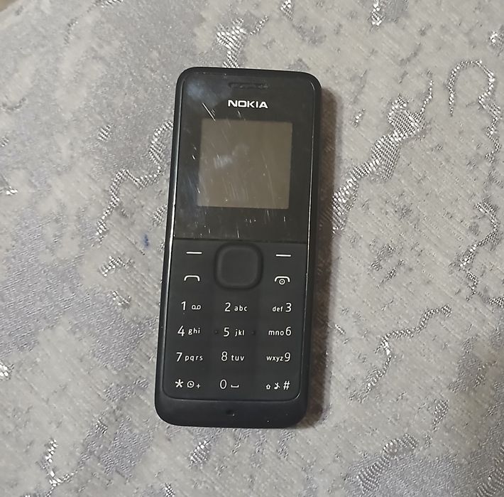 Продам телефон в рабочем состоянии