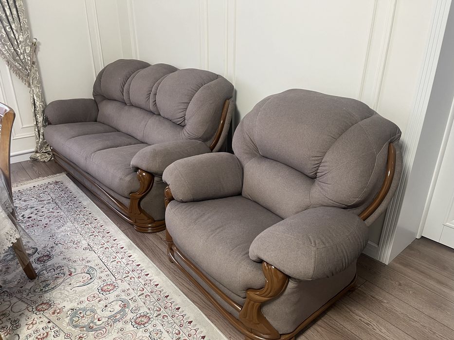 Продам диван комплект