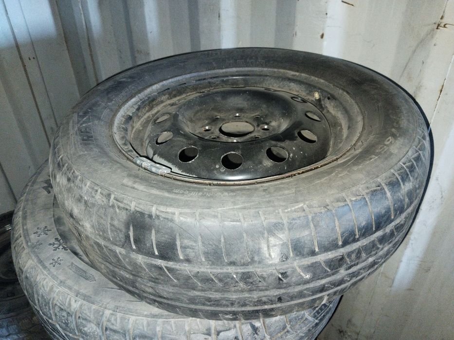 с дисками R14/185/65 комплект