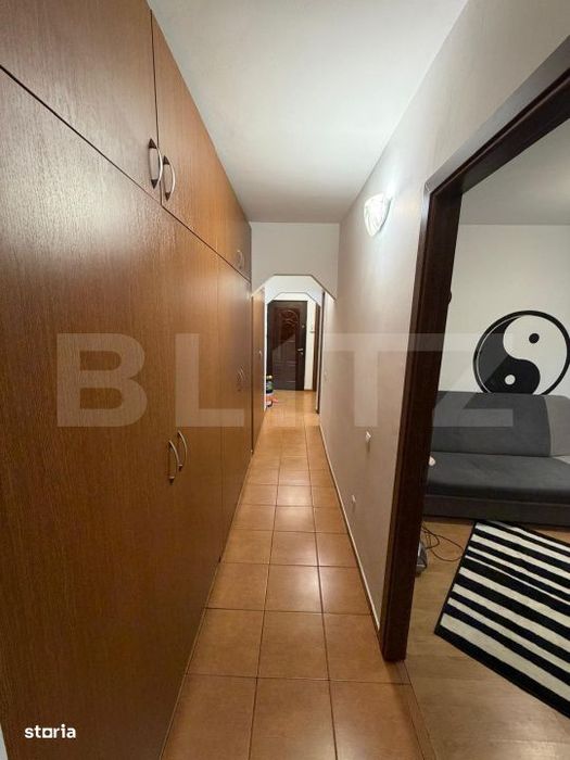 Apartament 3 camere decomandat, etaj 3, Rovine, zona Posta din Rovine