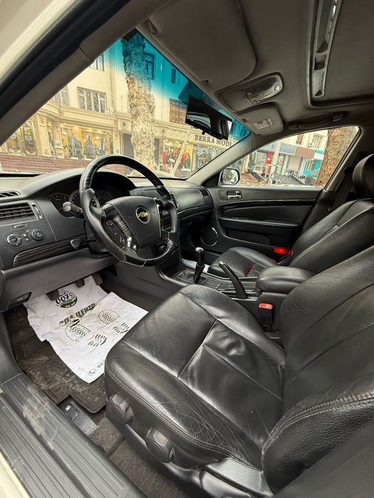 Epika 2011 yil holati zor rangi oq jemchuk